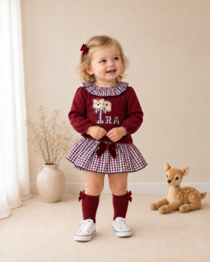 Conjunto tigre niña